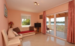 morskavila-apartment2-dnevna-02