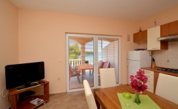 morskavila-apartment4-kuhinja-01