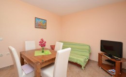 morskavila-apartment4-kuhinja-04